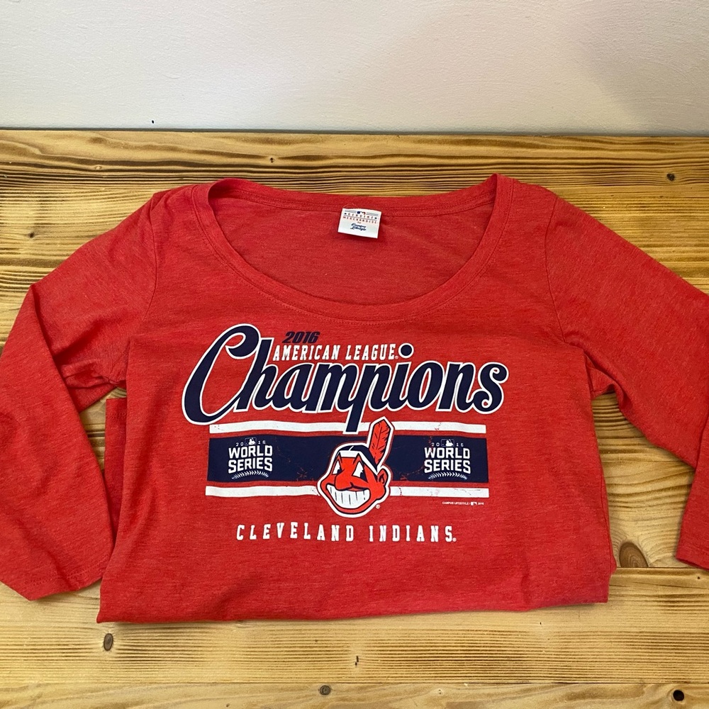 2016 World Series Cleveland Indians Womens Size Xl Red 3 Quarter Sleeve Shirt